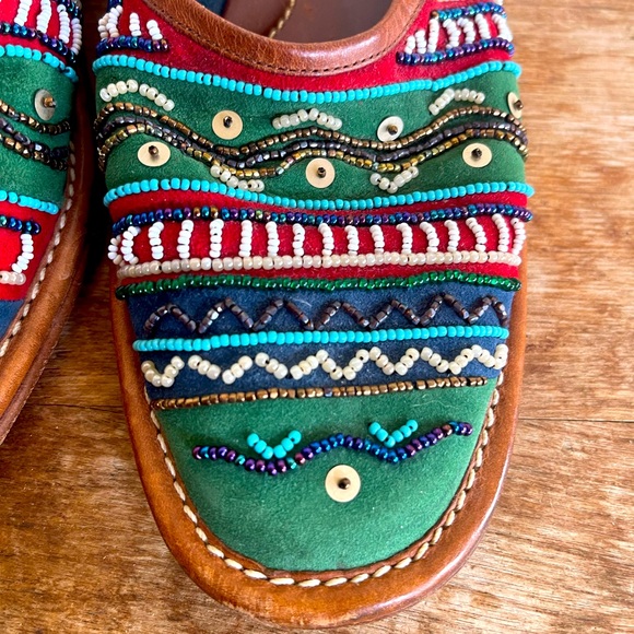 RALPH LAUREN COLLECTION Unique Colorful Beaded Soft Suede Mule Flats 37.5B ITALY - Picture 12 of 12